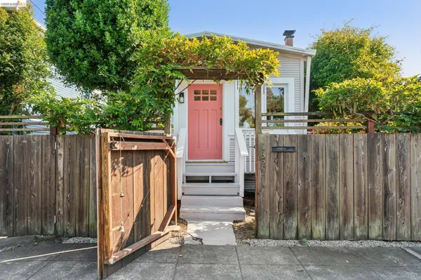 1322 Bancroft Way, Berkeley, CA 94702