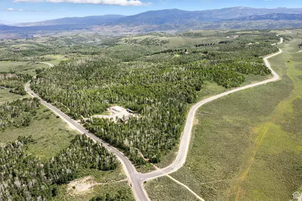 1555 WOLF CREEK RANCH RD N #11, Heber City, UT 84032