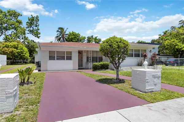 North Miami Beach, FL 33162