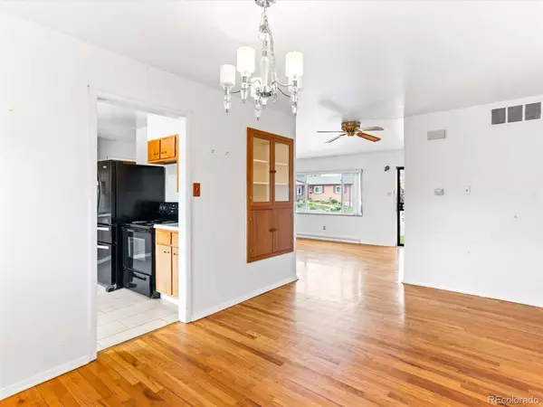 12022 W Louisiana AVE, Lakewood, CO 80228