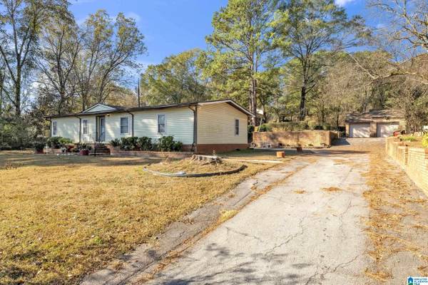 1631 CUNNINGHAM DRIVE, Helena, AL 35080