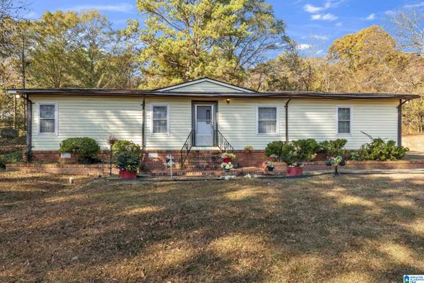 1631 CUNNINGHAM DRIVE #6, Helena, AL 35080