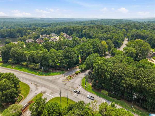 184 OAKMONT ROAD, Birmingham, AL 35244