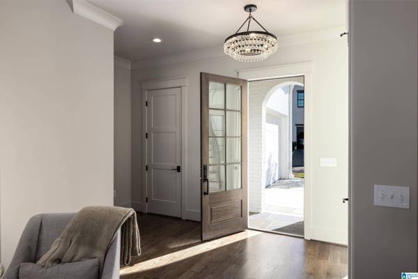 1719 COLLINWOOD COURT, Vestavia Hills, AL 35216