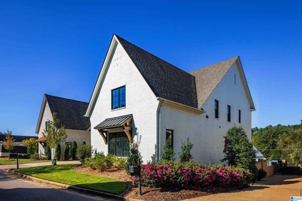 1719 COLLINWOOD COURT, Vestavia Hills, AL 35216