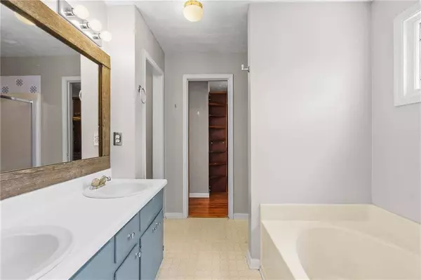 2840 Ivy Mill DR, Buford, GA 30519