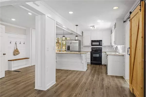 2840 Ivy Mill DR, Buford, GA 30519