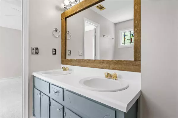 2840 Ivy Mill DR, Buford, GA 30519