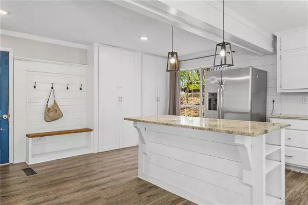 2840 Ivy Mill DR, Buford, GA 30519