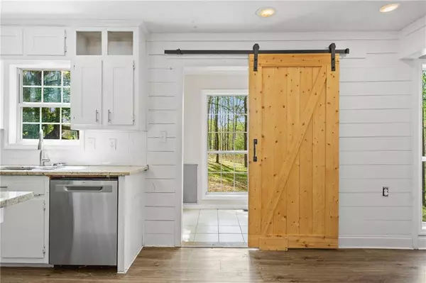 2840 Ivy Mill DR, Buford, GA 30519