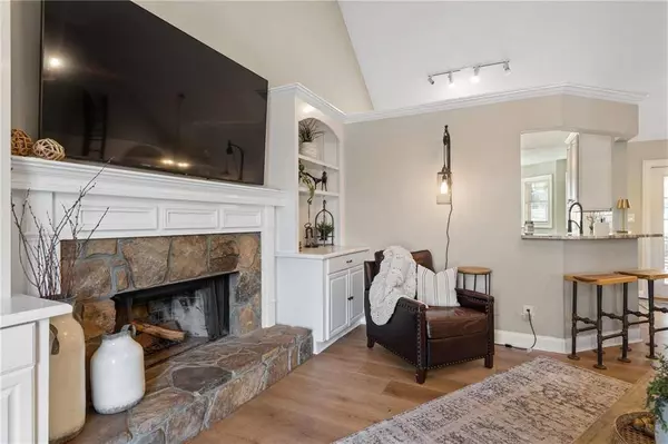 2230 Mcbrayer CT, Cumming, GA 30028