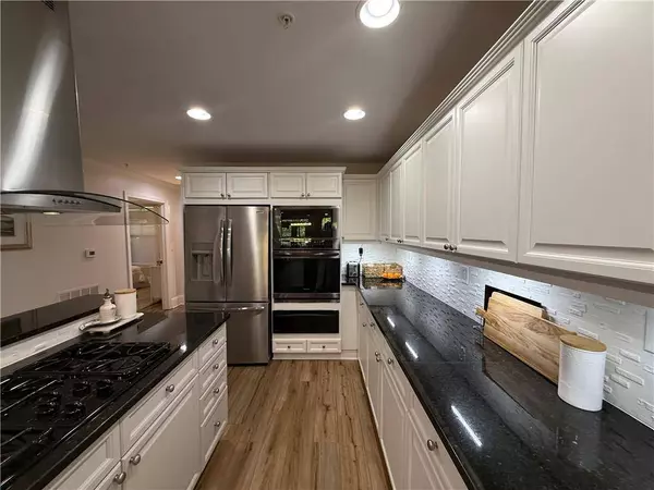 4130 Overland DR, Roswell, GA 30075