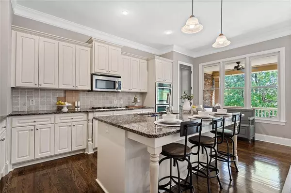 3105 Neal CT, Cumming, GA 30041