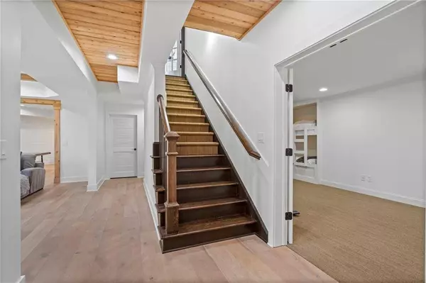 2032 Grovewood CT, Cumming, GA 30041