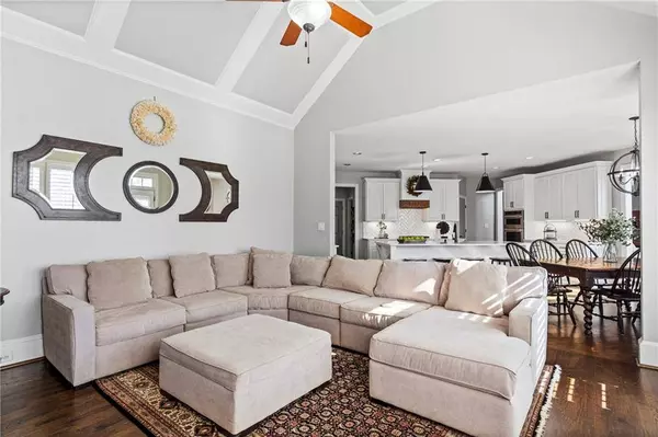 2032 Grovewood CT, Cumming, GA 30041