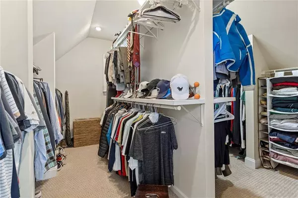 2032 Grovewood CT, Cumming, GA 30041