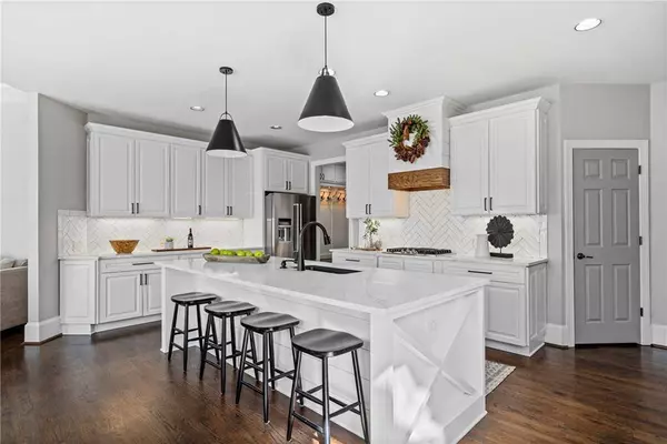 2032 Grovewood CT, Cumming, GA 30041