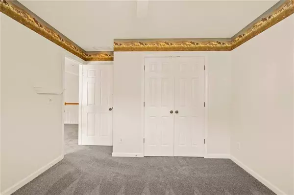 1880 Barrett DR, Cumming, GA 30040