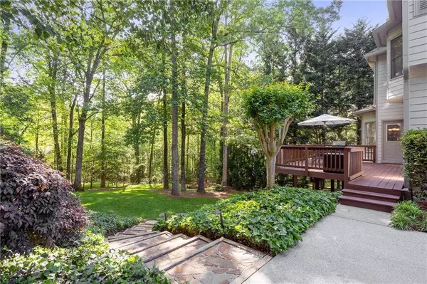 1880 Barrett DR, Cumming, GA 30040