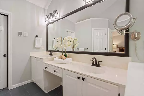 1880 Barrett DR, Cumming, GA 30040