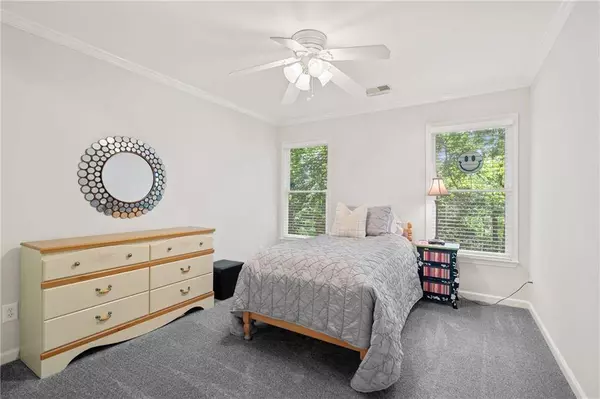 1880 Barrett DR, Cumming, GA 30040