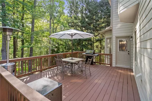 1880 Barrett DR, Cumming, GA 30040