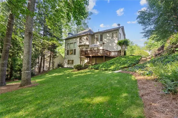 1880 Barrett DR, Cumming, GA 30040