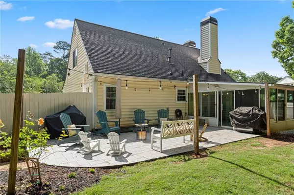 710 Crab Orchard CT, Roswell, GA 30076