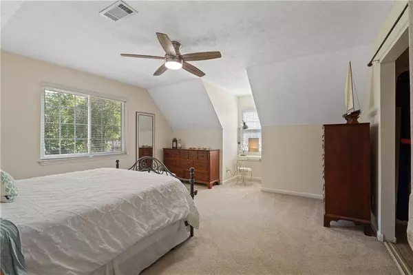 710 Crab Orchard CT, Roswell, GA 30076