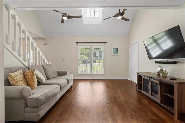 710 Crab Orchard CT, Roswell, GA 30076