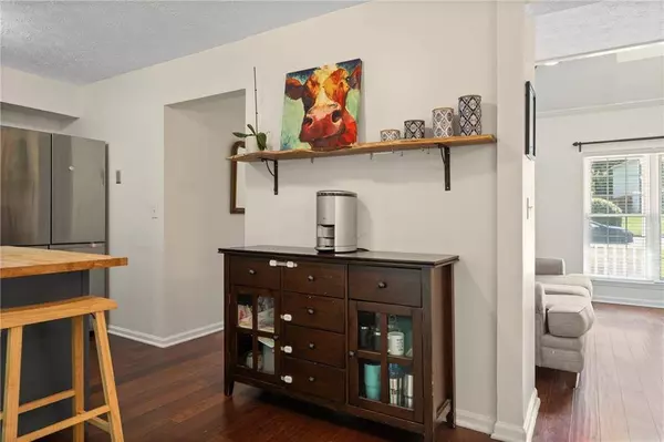 710 Crab Orchard CT, Roswell, GA 30076