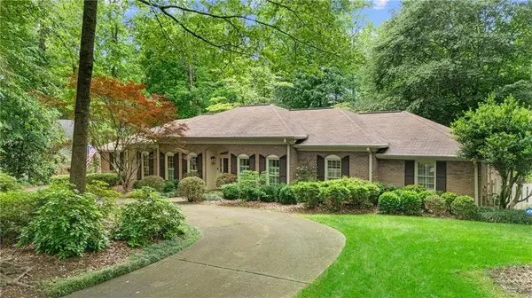 11190 Hembree Springs DR, Roswell, GA 30076