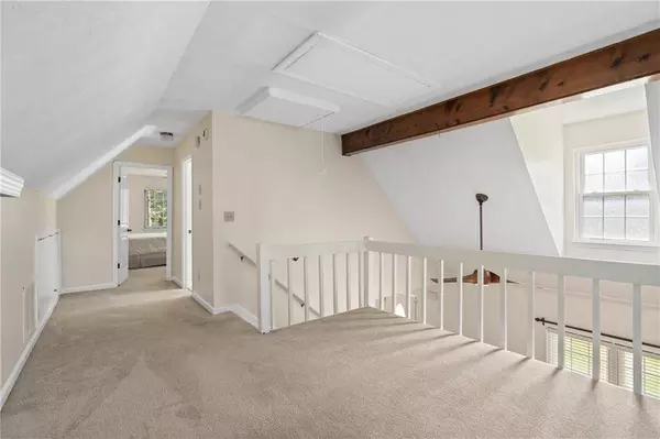 710 Crab Orchard CT, Roswell, GA 30076