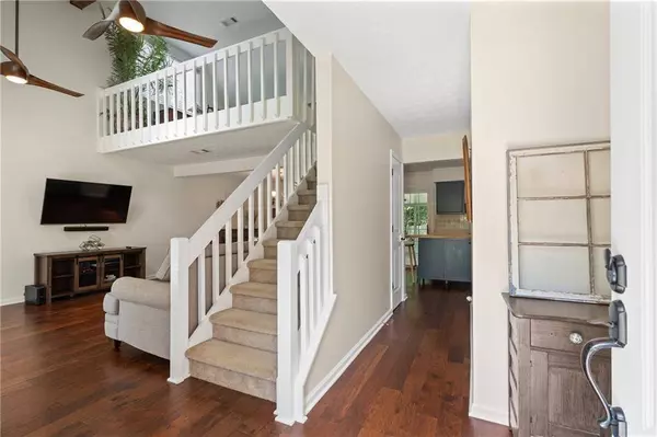 710 Crab Orchard CT, Roswell, GA 30076