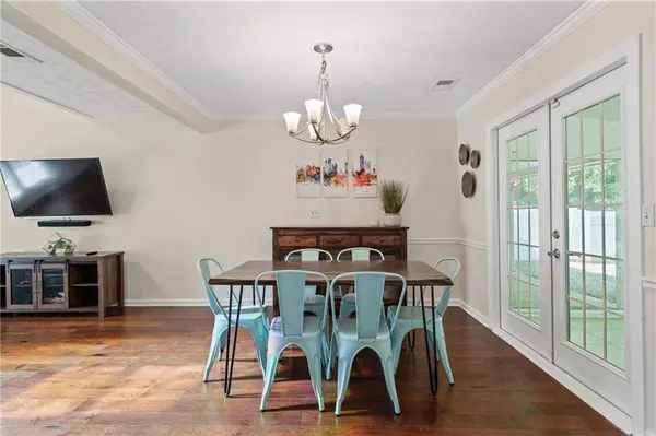 710 Crab Orchard CT, Roswell, GA 30076