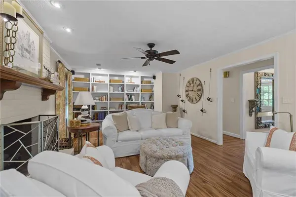 11190 Hembree Springs DR, Roswell, GA 30076