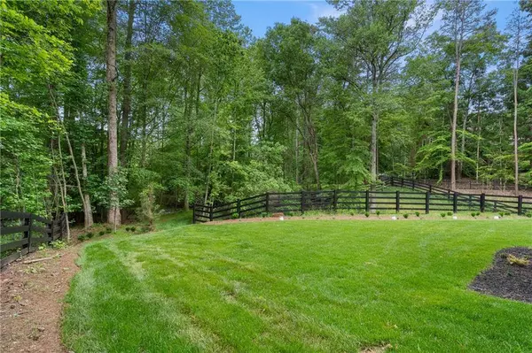 2595 Grassview DR, Milton, GA 30004