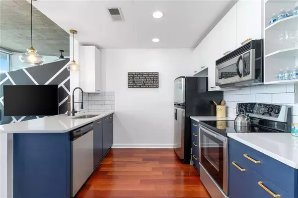 3324 Peachtree #1813, Atlanta, GA 30305