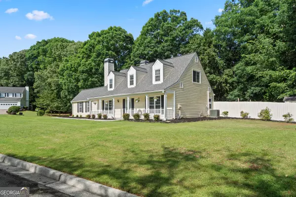 710 Crab Orchard CT, Roswell, GA 30076