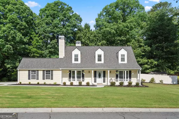 710 Crab Orchard CT, Roswell, GA 30076