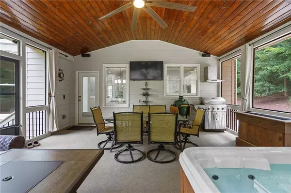 2635 Etienne LN, Cumming, GA 30041