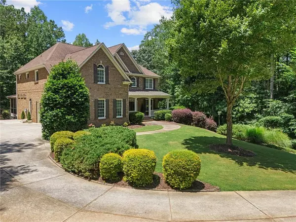 2635 Etienne LN, Cumming, GA 30041