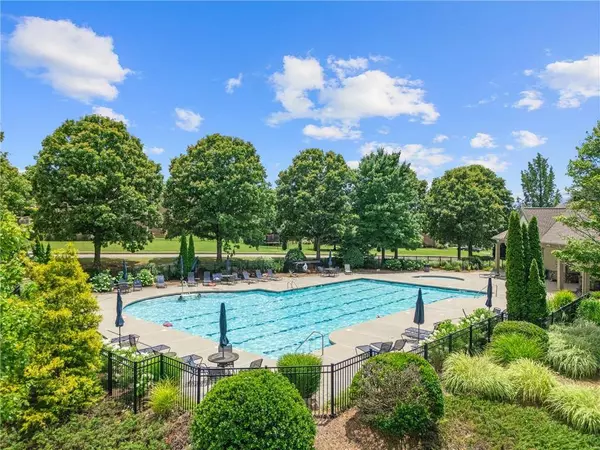 2635 Etienne LN, Cumming, GA 30041