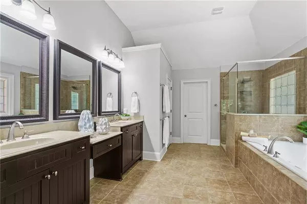 2635 Etienne LN, Cumming, GA 30041