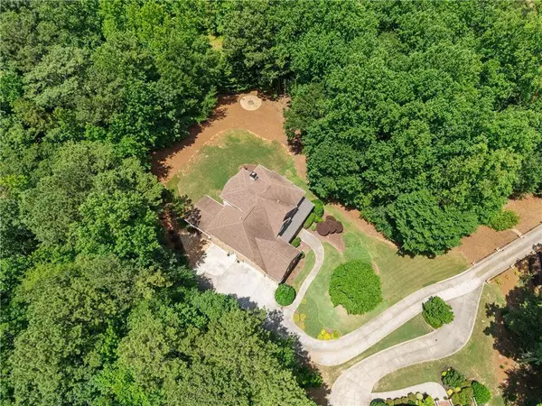 2635 Etienne LN, Cumming, GA 30041