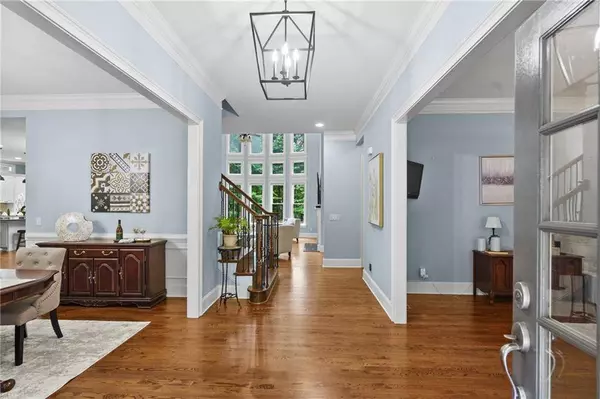 2635 Etienne LN, Cumming, GA 30041