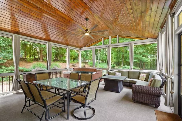 2635 Etienne LN, Cumming, GA 30041