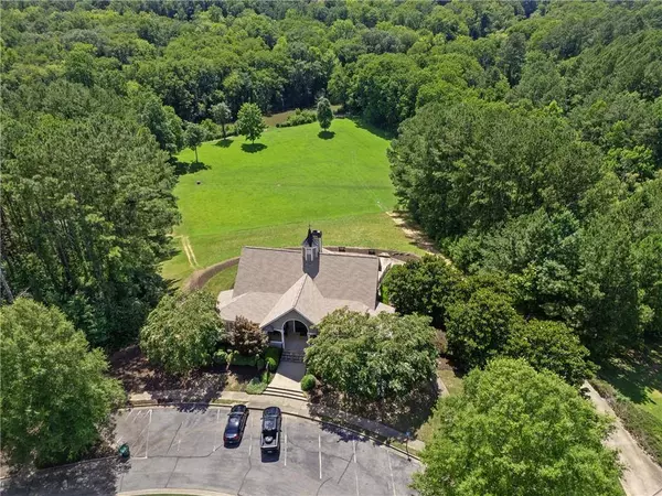 608 Walker CT, Canton, GA 30115