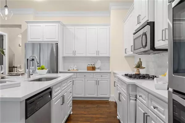 3105 Neal CT, Cumming, GA 30041