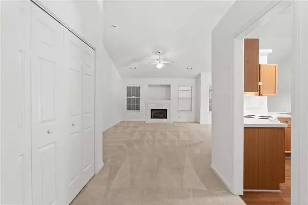 4825 Meadow Overlook, Cumming, GA 30040